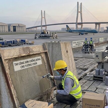 Hợp chất đóng rắn bê tông hiệu suất cao
